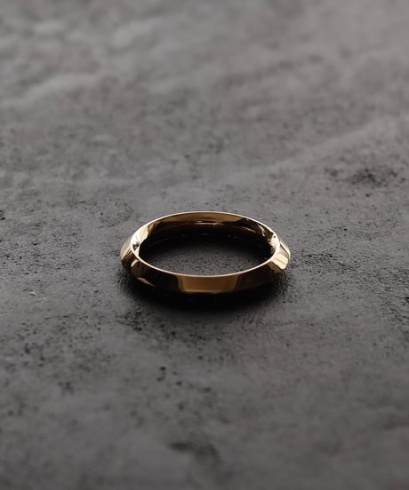 Shadow ring 01 / Gold