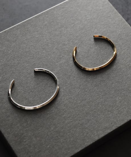 Shadow bangle / Silver