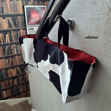 牛柄】トートバッグ：cow【0764】 | chillout