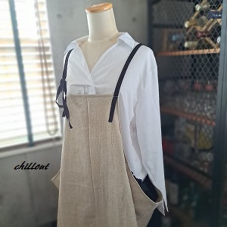 【背中がかわいい】エプロンドレス：ワッシャーリネン×ブラック【0634】