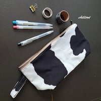 【牛柄】大きなマチ付きポーチ：cow【0762】