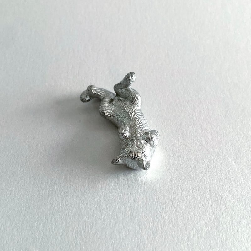 atrie_y 太田祐輔 錫製猫の箸置 「おひるね」 | MatsuBokkuri