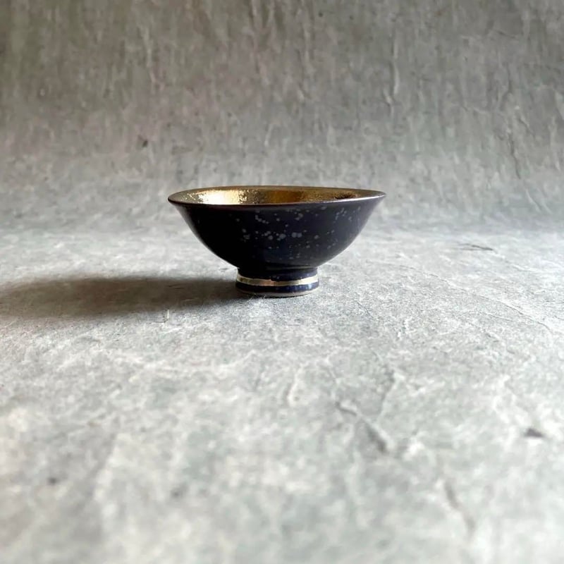 有田焼 陶悦窯 結晶掛分金塗り平盃 | MatsuBokkuri