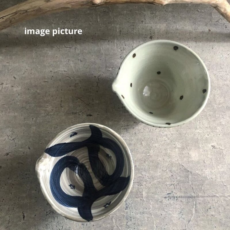 益子焼 粉引刷毛目呉須椿絵片口鉢 | MatsuBokkuri