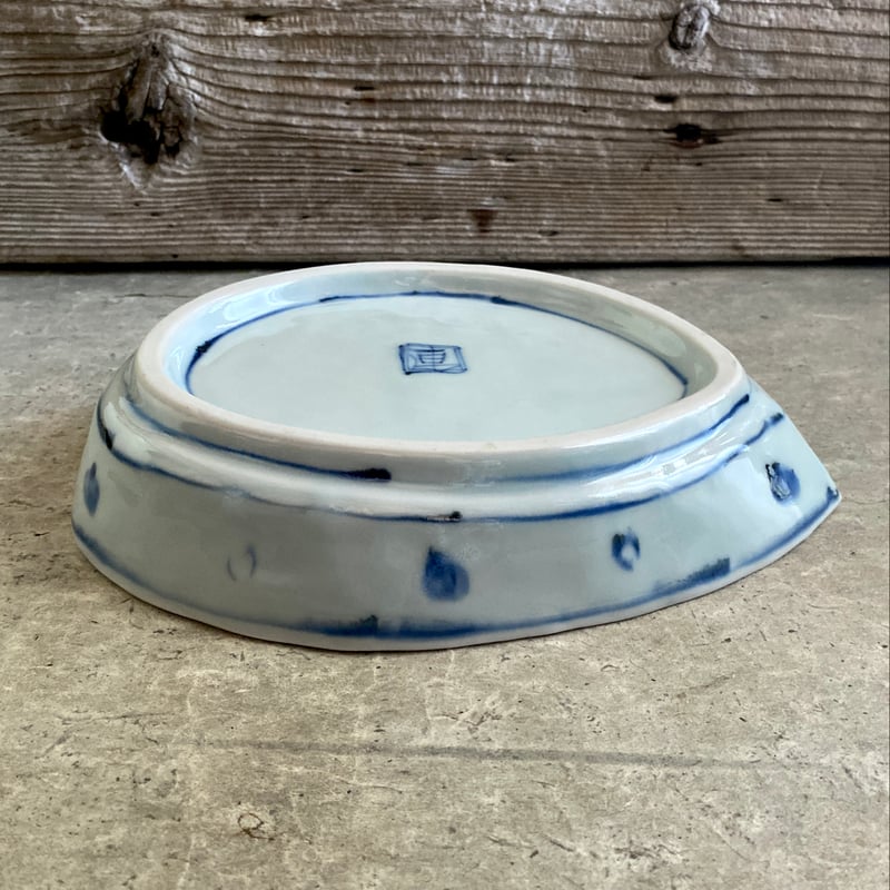 🔶SALE🔸 中垣連次 魯山人写し 染付色絵藻魚紋 貝鉢（中） | MatsuBokkuri