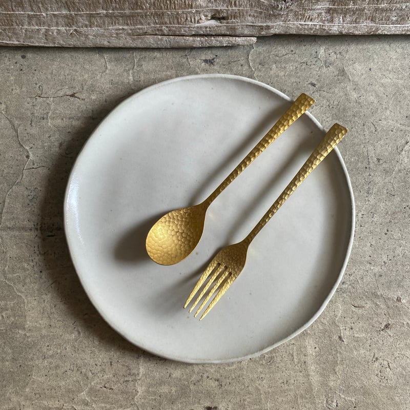 益子焼 白糠釉8寸平皿 | MatsuBokkuri