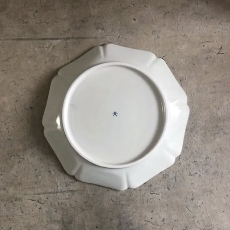 波佐見焼 陶房青 古染花 八方七寸皿 | MatsuBokkuri