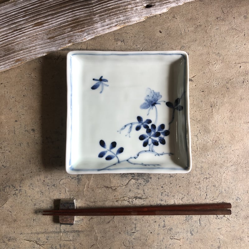 波佐見焼 陶房青 野ばら角中皿 | MatsuBokkuri