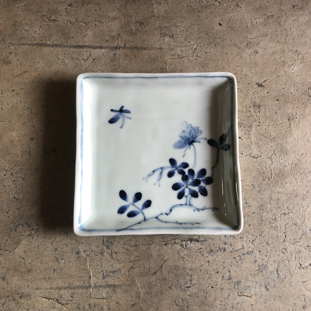 波佐見焼 陶房青 野ばら角中皿 | MatsuBokkuri