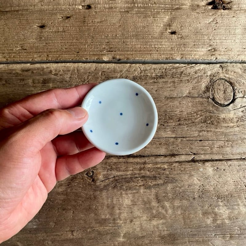 波佐見焼 康創窯 豆皿 お手塩皿（染付水玉） | MatsuBokkuri