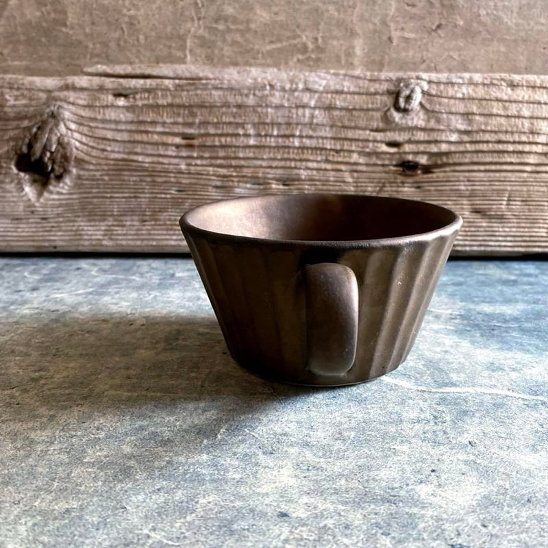 益子焼 ビジュゴールドしのぎスープカップ | MatsuBokkuri