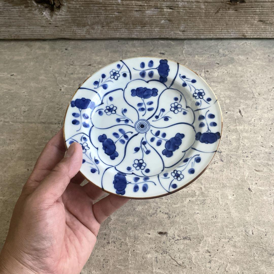 伊万里焼 徳七窯 なずなリムプレート | MatsuBokkuri