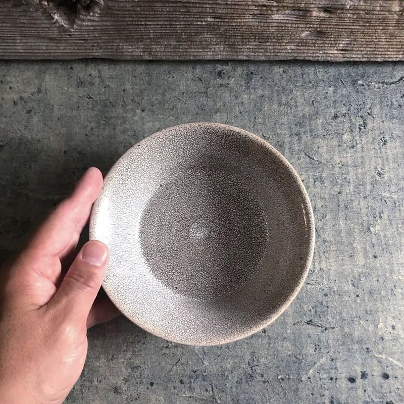 美濃焼 兵山窯 錆かいらぎ渕反り5寸浅鉢 | MatsuBokkuri