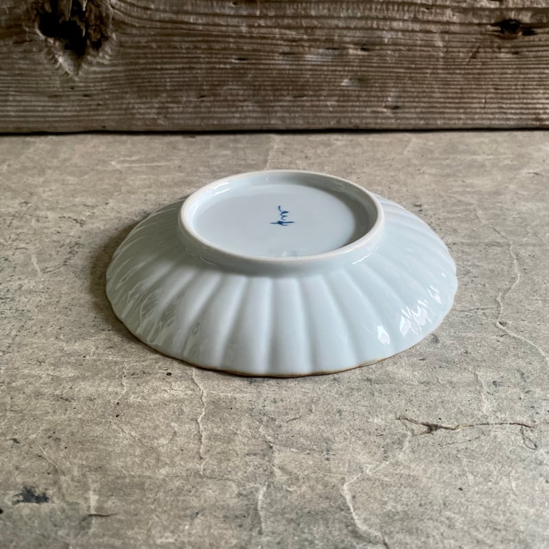 伊万里焼 徳七窯 つる花唐草輪花皿 | MatsuBokkuri