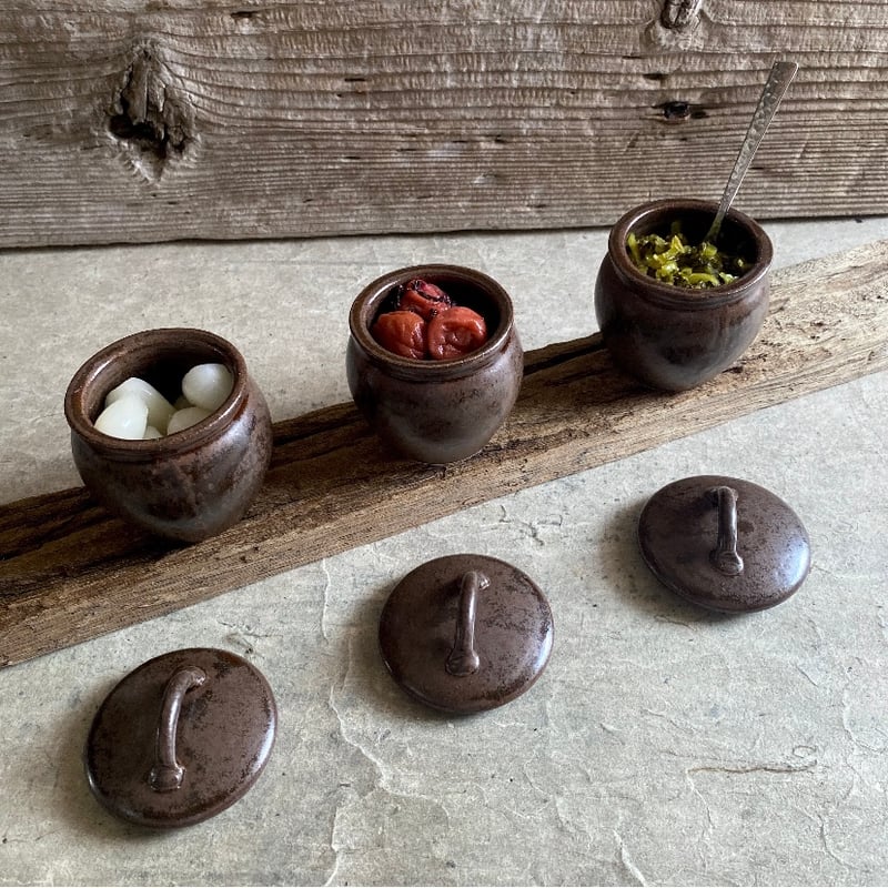 益子焼 飴鉄釉の小さな甕 | MatsuBokkuri