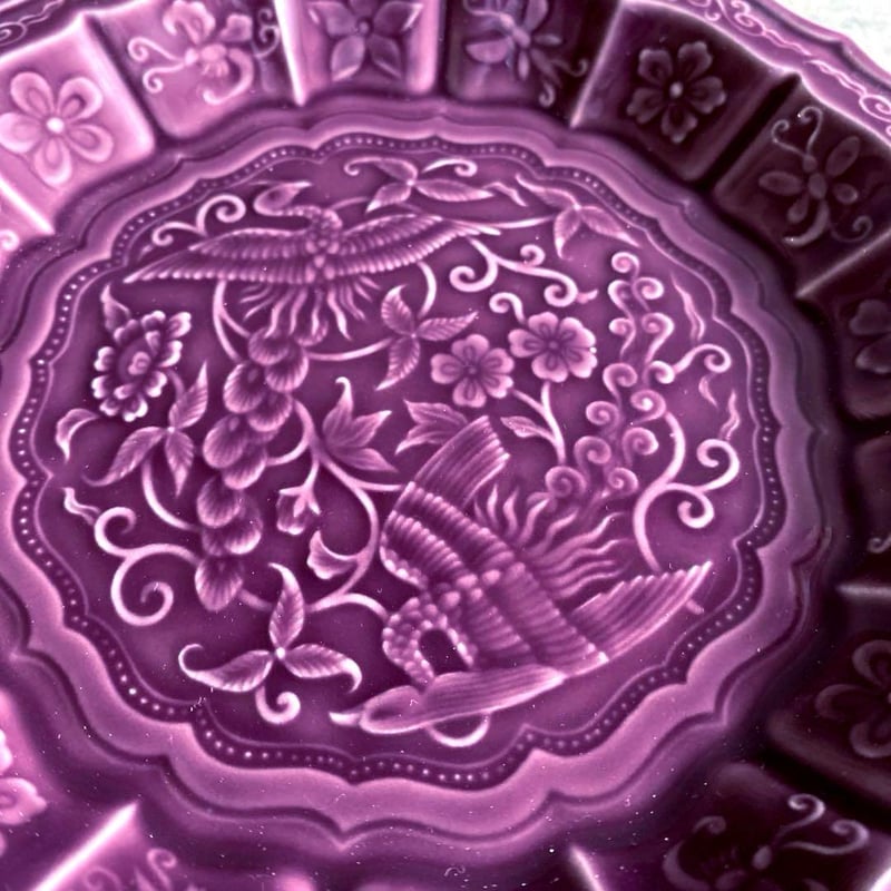 🔶SALE🔶 有田焼 福泉窯 紫釉花鳥彫5寸皿 | MatsuBokkuri