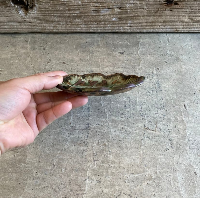 1023　鈞釉葉型皿　木箱入　送料込み1023 1023 鈞釉葉型皿 木箱入 送料込み1023
