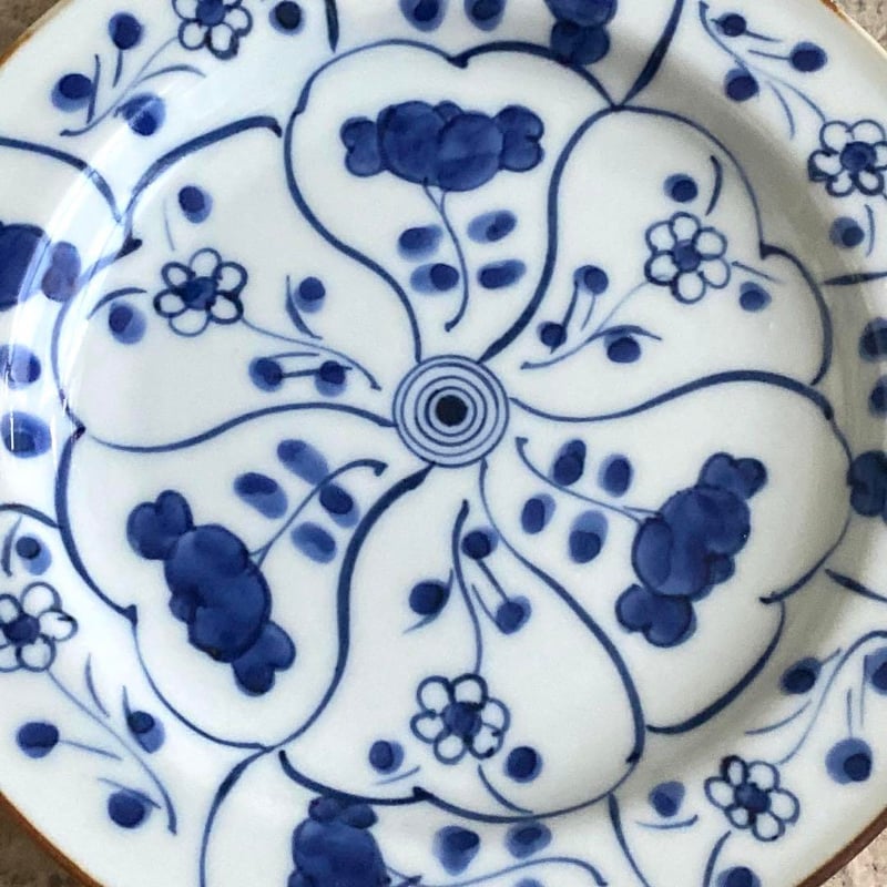 伊万里焼 徳七窯 なずなリムプレート | MatsuBokkuri