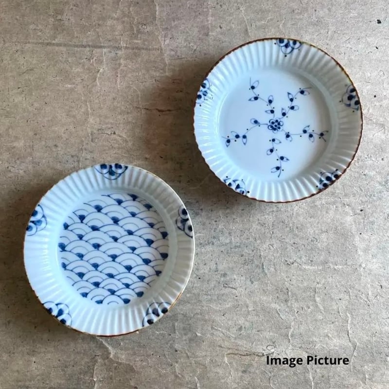 珍！青磁　四方皿（21cm）美品　初期伊万里・波佐見焼・その他国焼き 珍！青磁 四方皿（21cm）美品 初期伊万里・波佐見焼・その他国