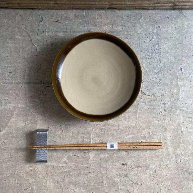 益子焼 皮くじら5寸丸皿 | MatsuBokkuri