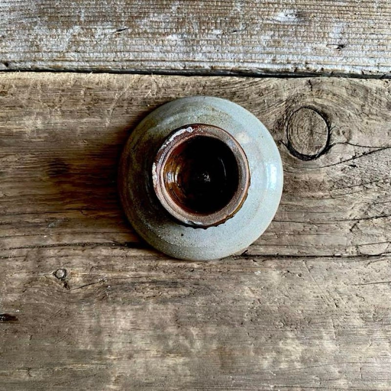 益子焼 日々是 窯変粉引高台小皿 | MatsuBokkuri