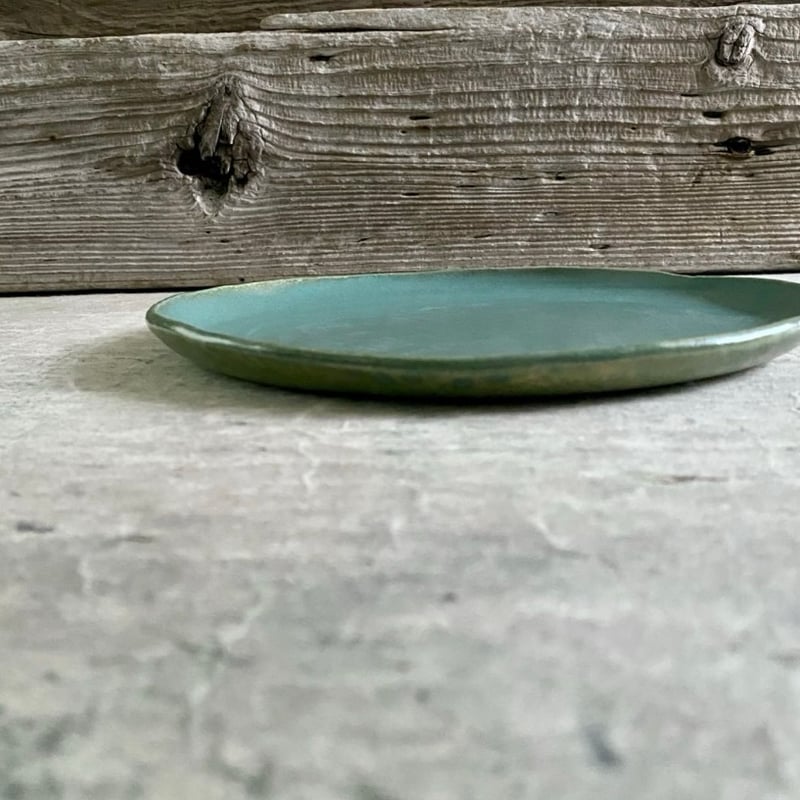 益子焼 青磁釉8寸平皿 | MatsuBokkuri