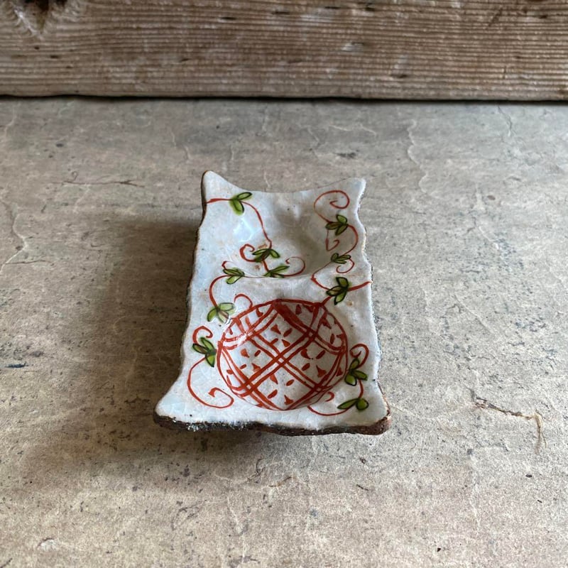 波佐見焼 洸彩窯 地紋唐草二品皿 | MatsuBokkuri