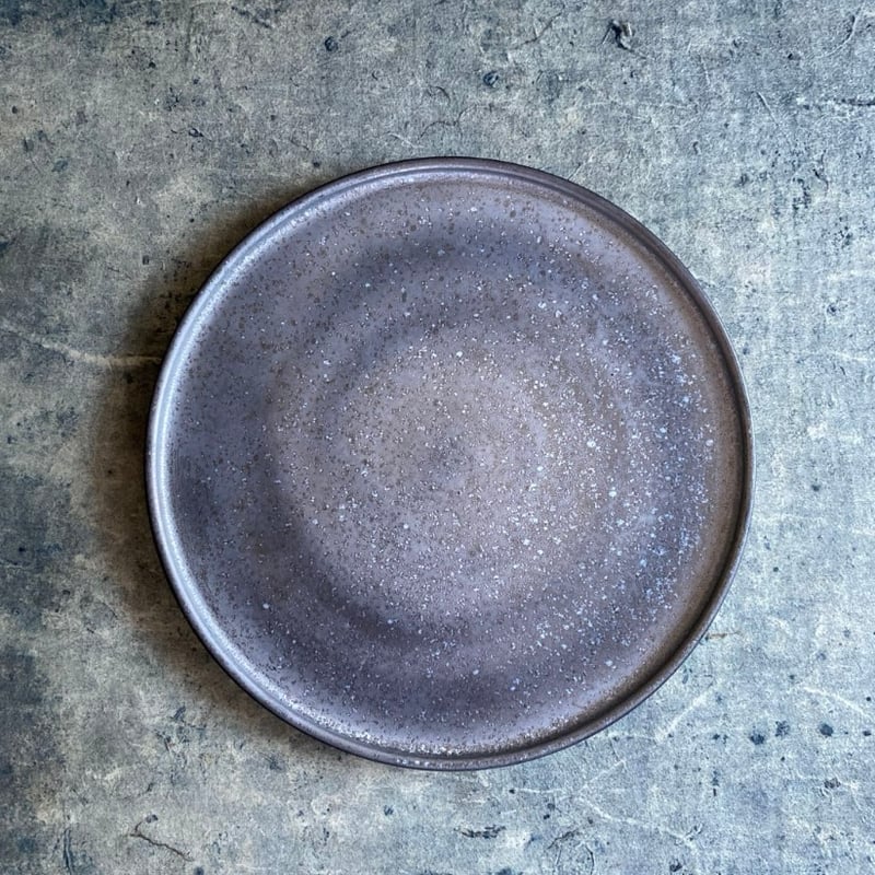 有田焼 陶悦窯 黒柚子銀塗り22㎝丸皿 | MatsuBokkuri