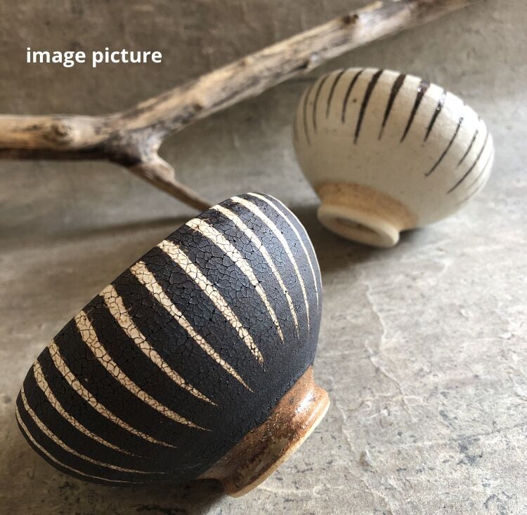 美濃焼 黒錆巻十草波渕高台碗 | MatsuBokkuri