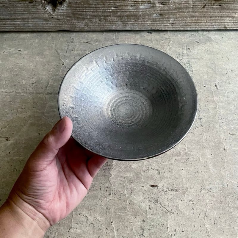 有田焼 陶悦窯 晶銀塗り5.5寸反鉢 | MatsuBokkuri