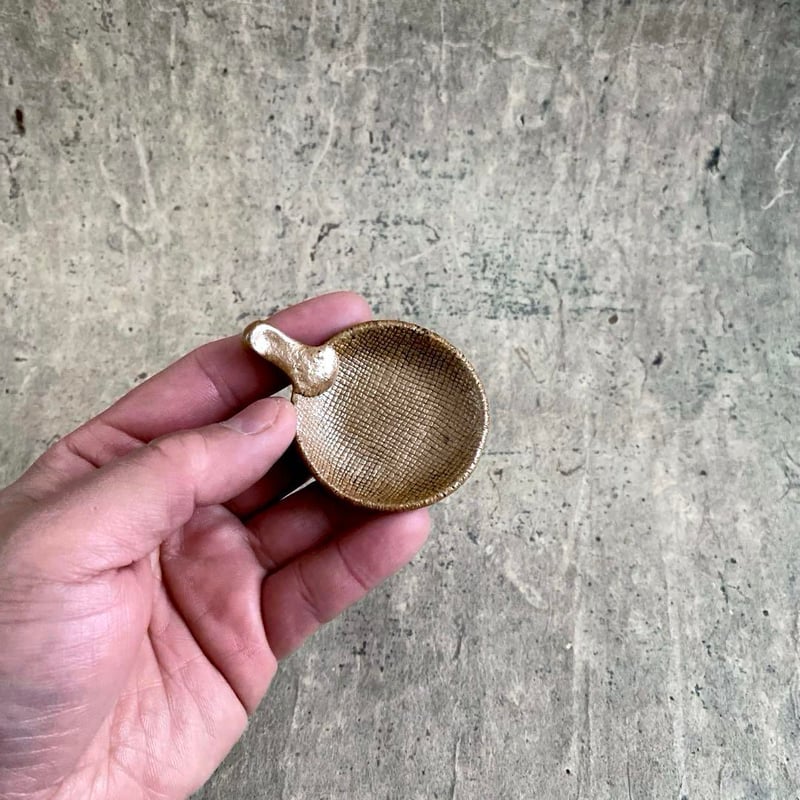 益子焼 古賀賢二 うちわ箸置豆皿 | MatsuBokkuri