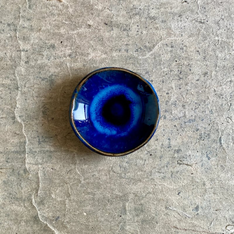 益子焼 瑠璃釉豆皿 | MatsuBokkuri