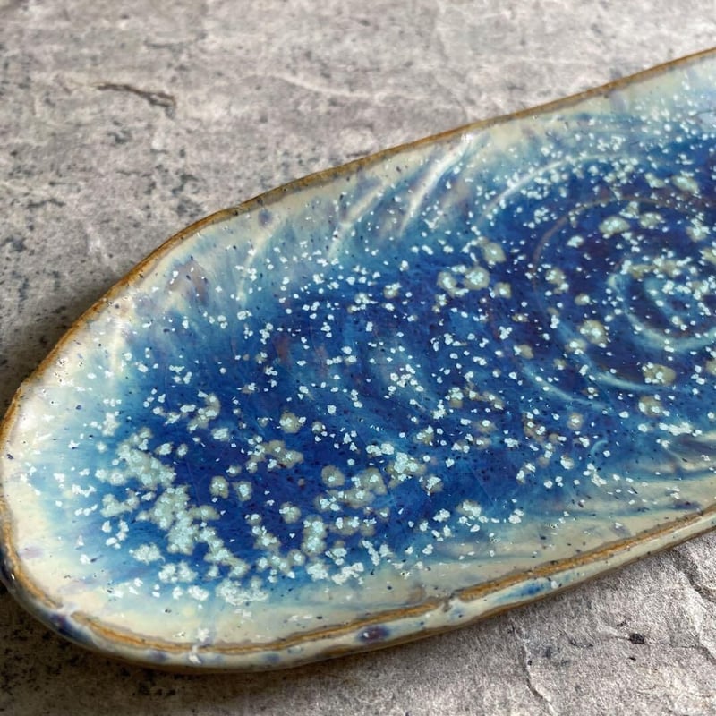 益子焼 台付き皿 益子焼 結晶釉 付き出し皿 | MatsuBokkuri