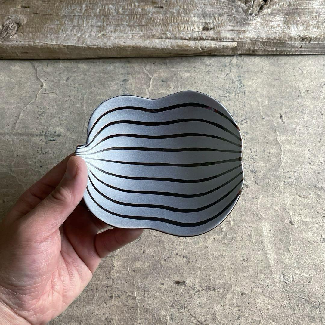 有田焼 幸楽窯 錦銀彩飴釉 瓢型銘々皿 | MatsuBokkuri