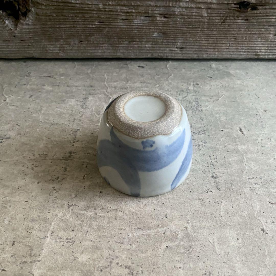 益子焼　糠白釉青掛流蕎麦猪口 益子焼 糠呉須椿蕎麦猪口 | MatsuBokkuri