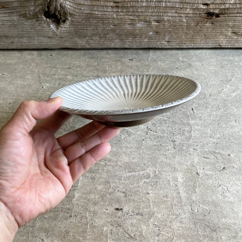 小石原焼 早川窯元 刷毛目6寸皿 | MatsuBokkuri