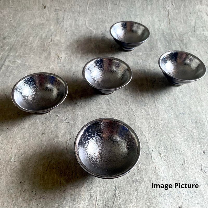 有田焼 陶悦窯 結晶掛分銀塗り平盃 | MatsuBokkuri