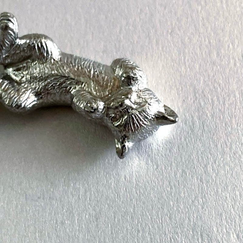 atrie_y 太田祐輔 錫製猫の箸置 「おひるね」 | MatsuBokkuri