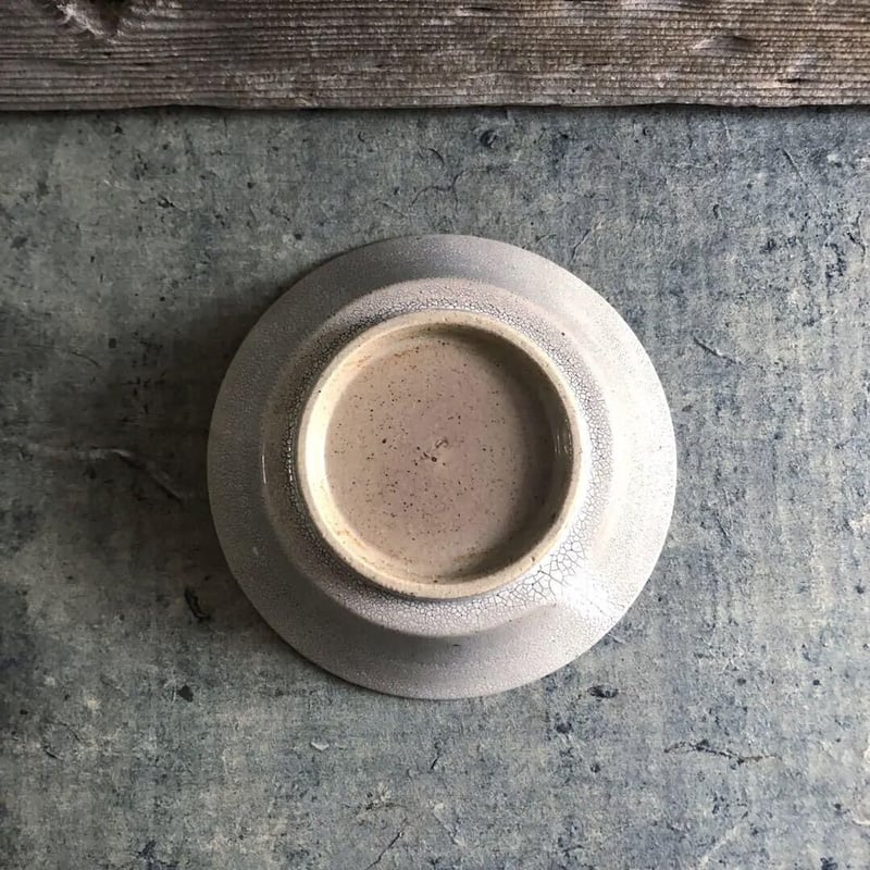 美濃焼 兵山窯 錆かいらぎ渕反り5寸浅鉢 | MatsuBokkuri