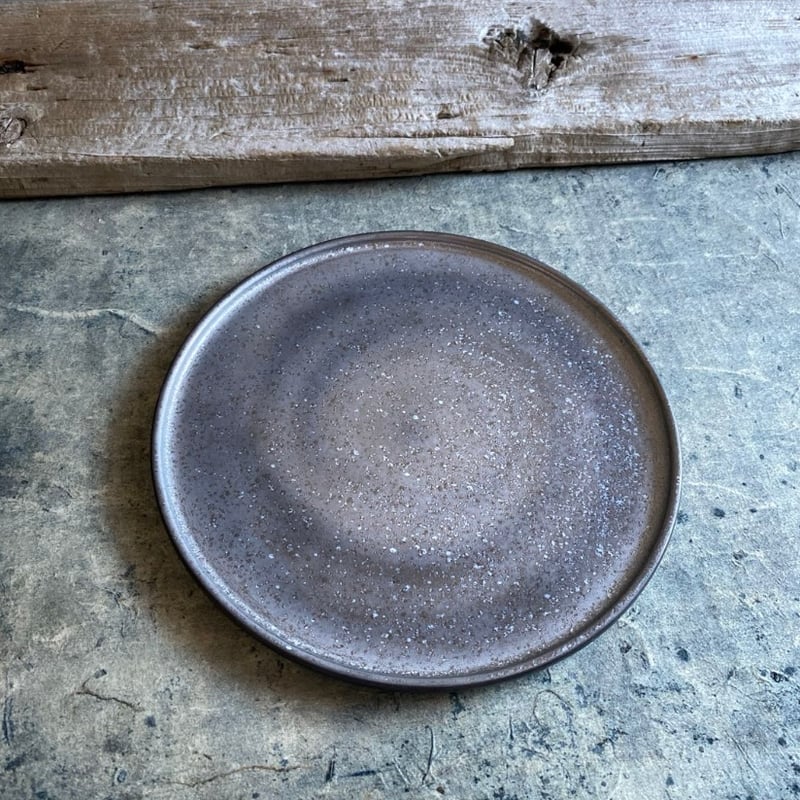 有田焼 陶悦窯 黒柚子銀塗り22㎝丸皿 | MatsuBokkuri