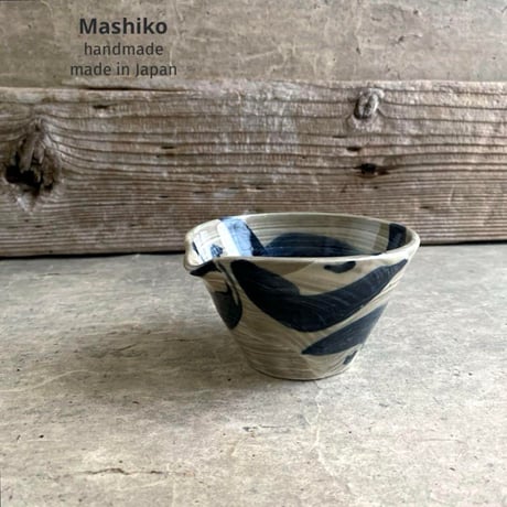 I様へ感謝お嫁入り‼️JAPAN貴人の蒔絵懐石膳2客➕1と塗師松ぼっくり木皿10客 2134様感謝‼️JAPAN貴人の蒔絵天然木本漆超絶アミメ＆うめ懐石膳2客