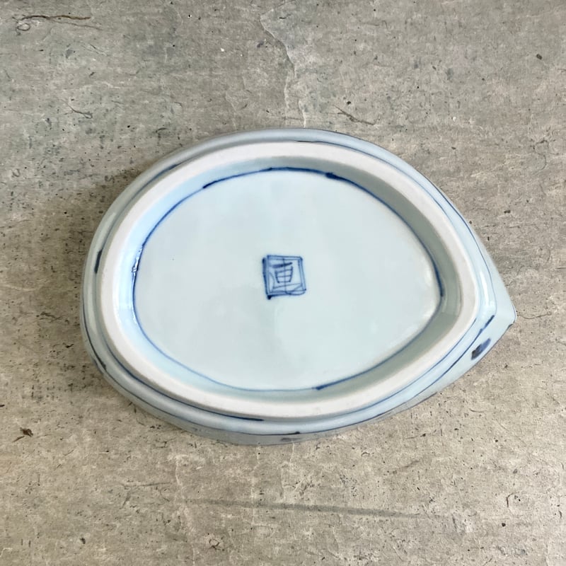 🔶SALE🔸 中垣連次 魯山人写し 染付色絵藻魚紋 貝鉢（中） | MatsuBokkuri