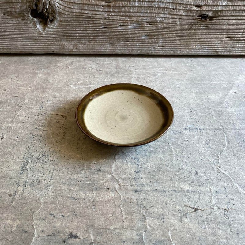 益子焼 皮くじら4寸丸皿 | MatsuBokkuri