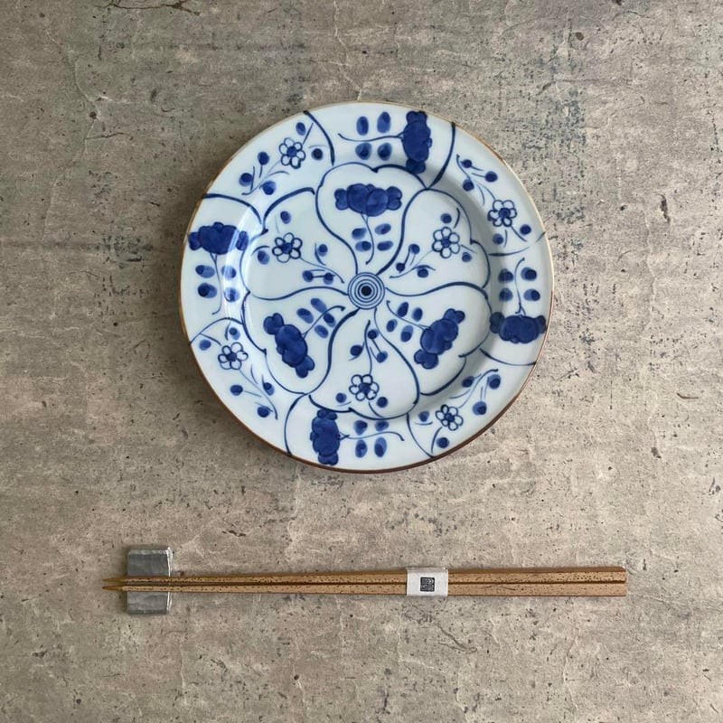 伊万里焼 徳七窯 なずなリムプレート | MatsuBokkuri