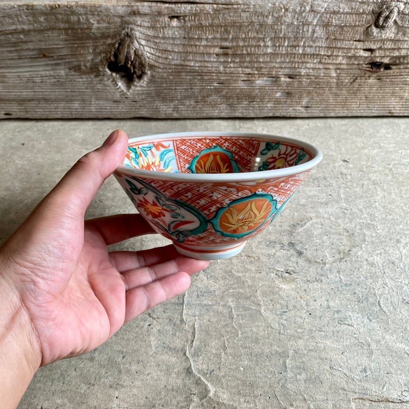 赤絵 湯呑 中垣連次 岐阜 秀峰窯 5客 5個 セット 赤 湯呑み 作家 🔶SALE🔶岐阜 秀峰窯中垣連次 金彩染赤絵5.5寸反鉢 | MatsuBokkuri