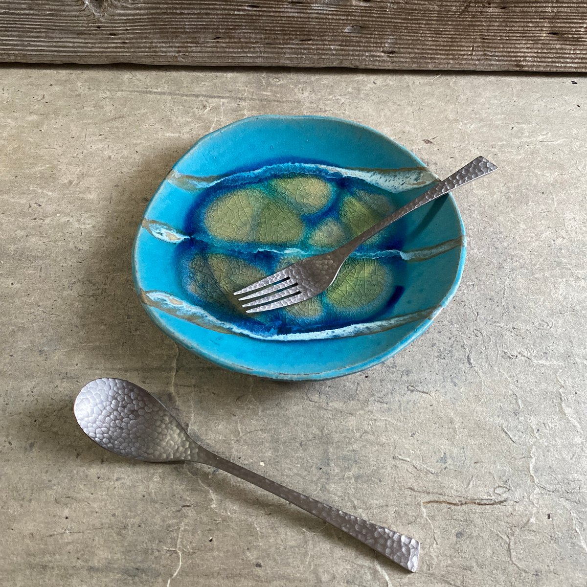 益子焼 トルコ糠三本線掛分20㎝皿 | MatsuBokkuri