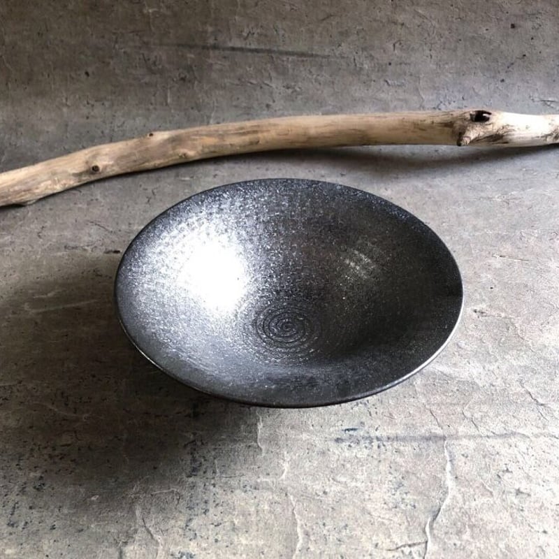 有田焼 陶悦窯 晶銀塗り5.5寸反鉢 | MatsuBokkuri 有田焼 陶悦窯 晶銀塗り5.5寸反鉢 | MatsuBokkuri