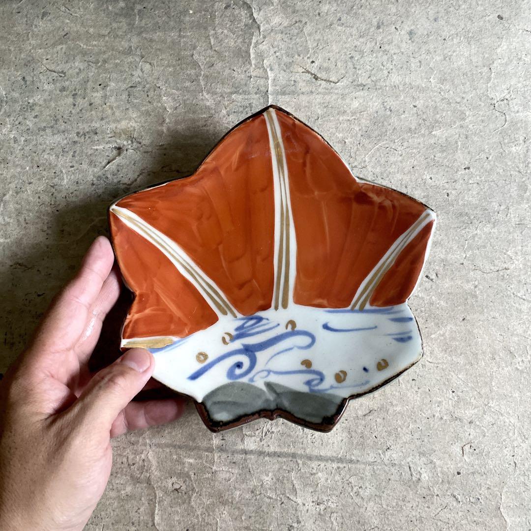 骨董　アンティーク　青磁色絵　紅葉文様　五寸皿　丸皿　竜田川　箱付き 骨董 アンティーク 青磁色絵 紅葉文様 五寸皿 丸皿 竜田川 箱
