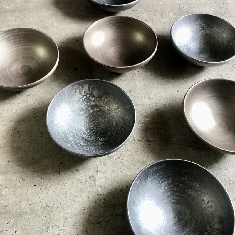 有田焼 陶悦窯 金彩小鉢 | MatsuBokkuri