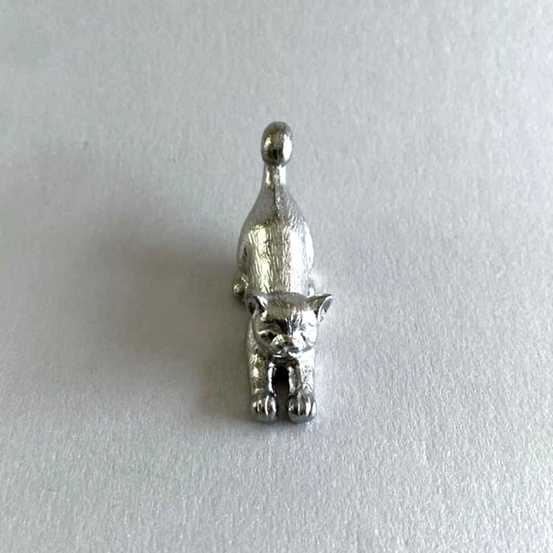 atrie_y 太田祐輔 錫製猫の箸置 「のび」 | MatsuBokkuri